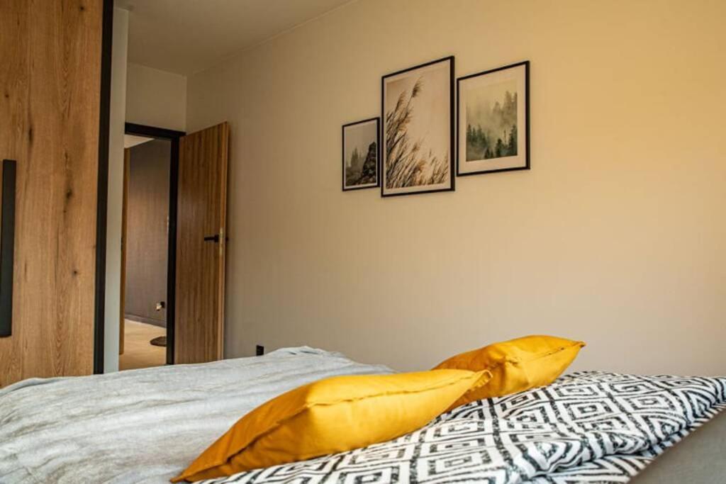 Apartament Twierdza Z Widokiem Na Jezioro Ostroda Luaran gambar