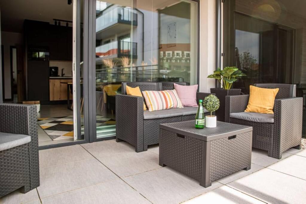 Apartament Twierdza Z Widokiem Na Jezioro Ostroda Luaran gambar