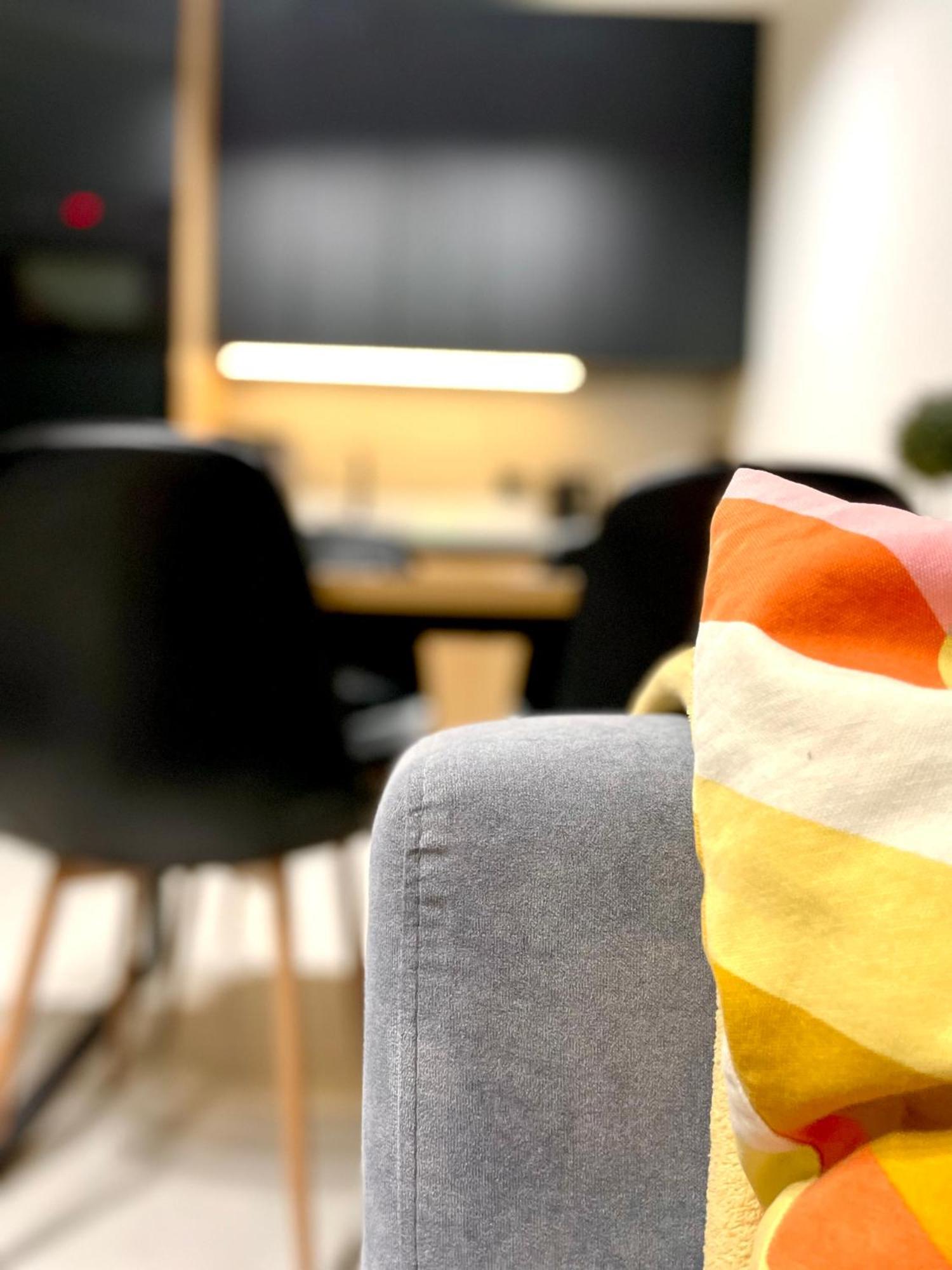Apartament Twierdza Z Widokiem Na Jezioro Ostroda Luaran gambar